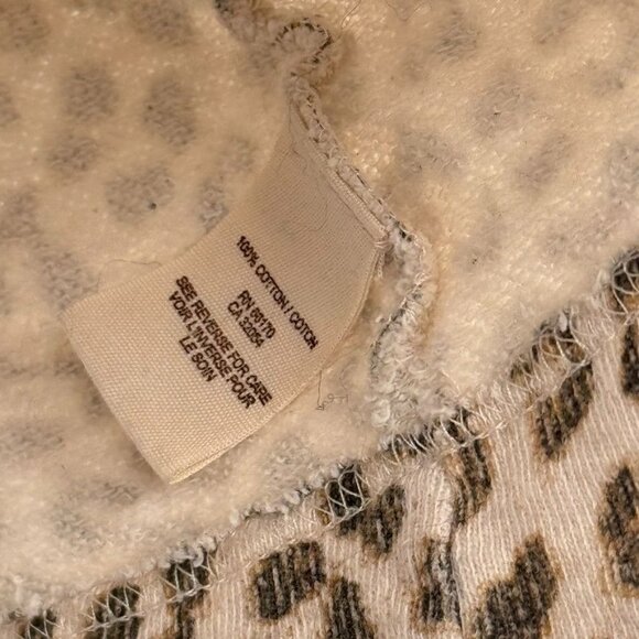 We The Free Womens Leopard Print top jacket Cardigan size Medium knit Cotton - Picture 6 of 16